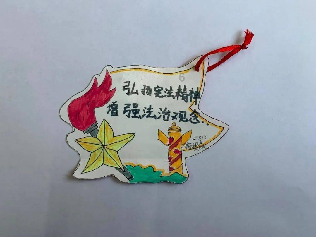 金刚鹦鹉逃生